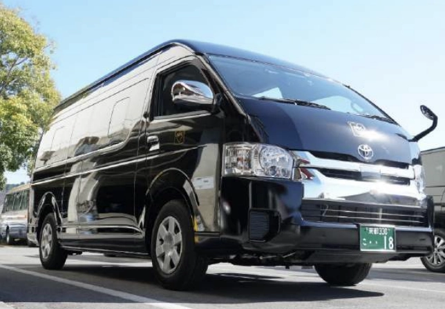 toyota-hiace1.webp
